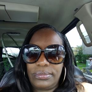 Meet your Posher, Bonita